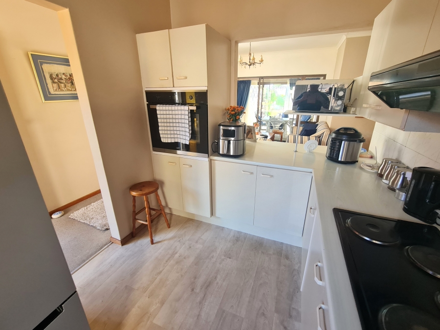 3 Bedroom Property for Sale in Jeffreys Bay Central Eastern Cape